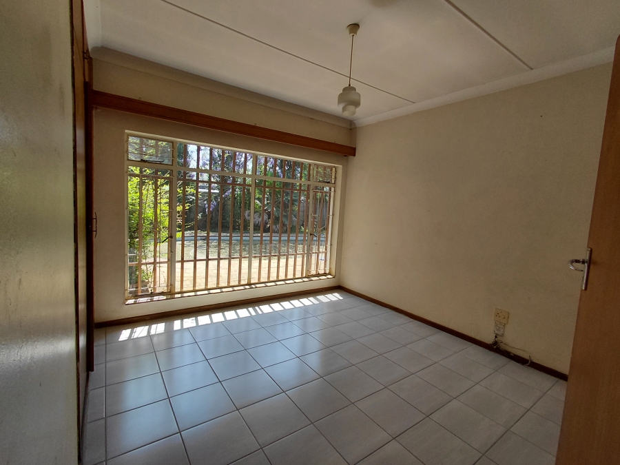 To Let 3 Bedroom Property for Rent in Neserhof North West